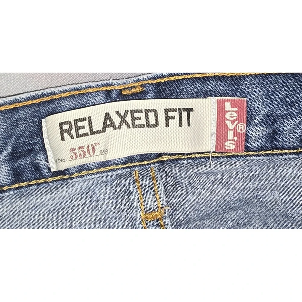 Levi's 550 Men's Relaxed Blue Denim jeans Pants size 38x30 Straight Work